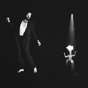 美女流出尿来黄片
